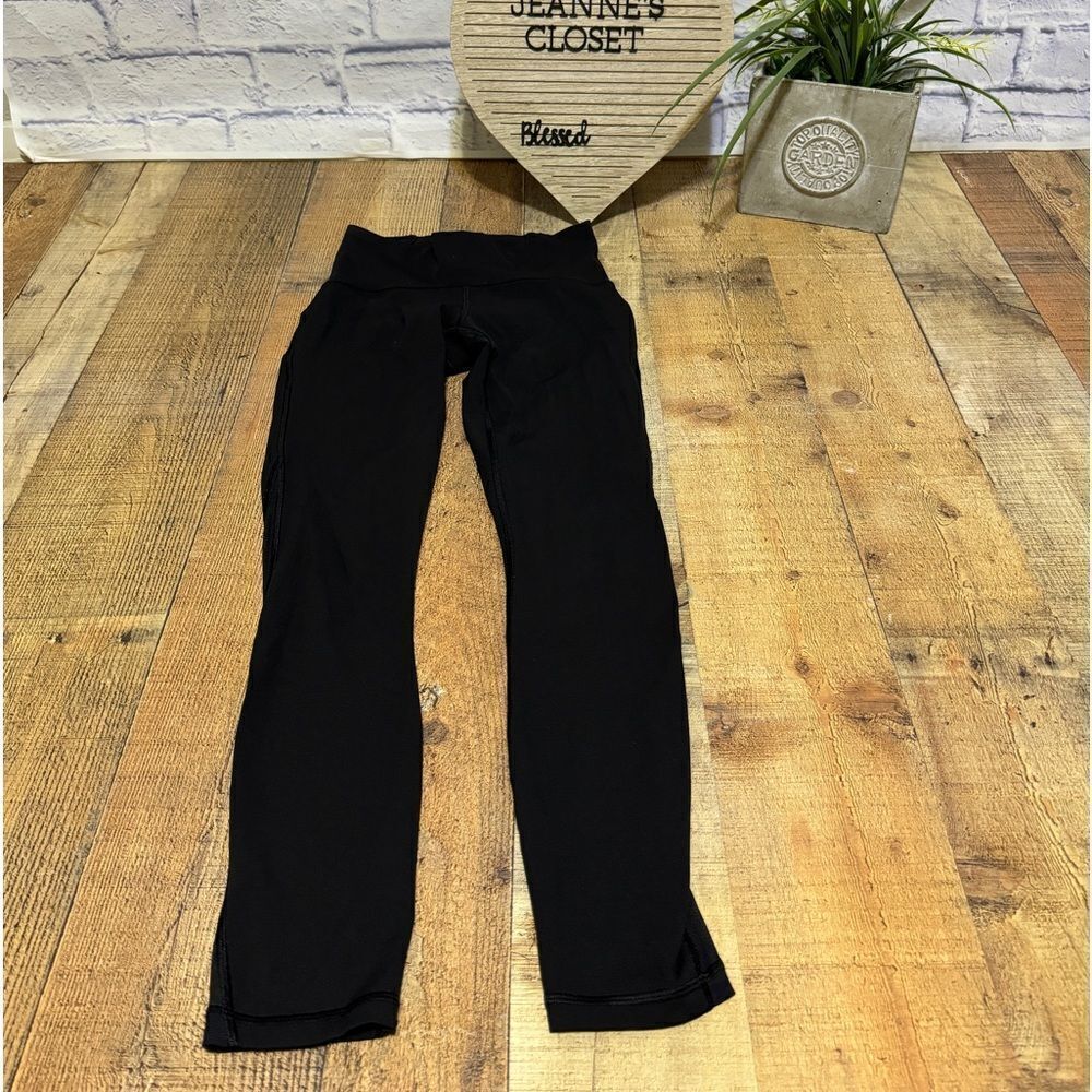 Lululemon Train Times 7/8 Pant *25"
Black (First Release)
